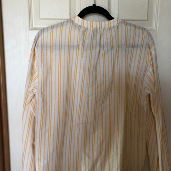 Universal Thread blouse - Picture 6 of 9